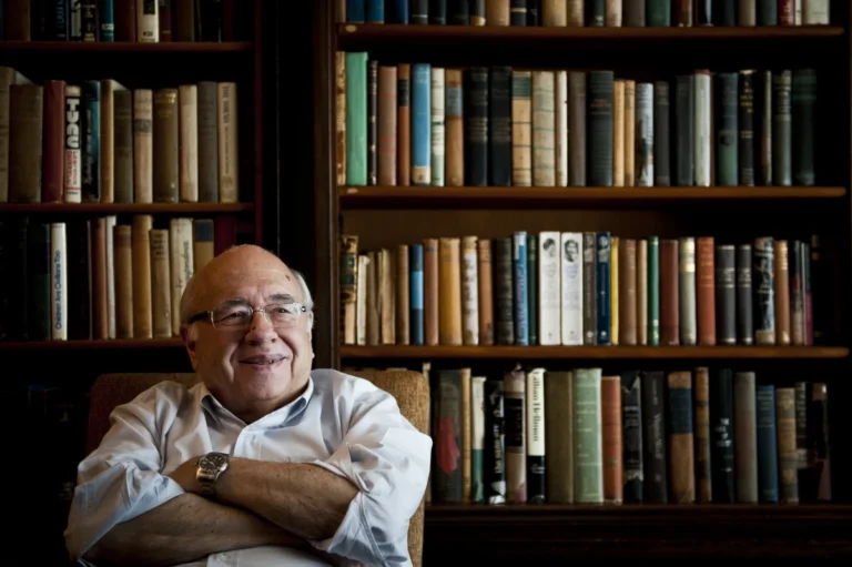 Relembre os personagens de Luis Fernando Verissimo, como o Analista de Bagé