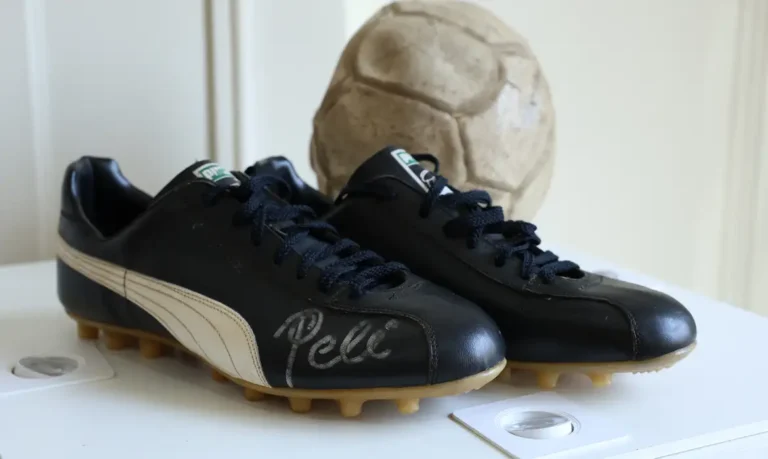 Exposição no Palácio Tiradentes celebra os 75 anos do Maracanã