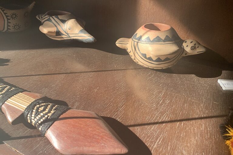 Crise climática ameaça tradição milenar da cerâmica Waurá