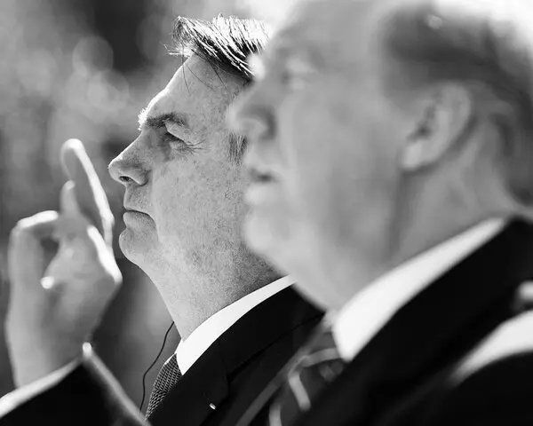 Brasil dá exemplo de democracia aos EUA, diz New York Times