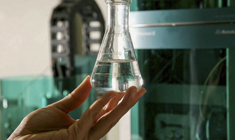 Rio começa fiscalização para evitar casos de intoxicação por metanol