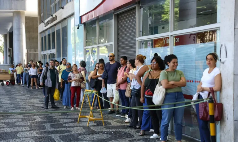 CNU: no Rio, candidatos buscam estabilidade e vida melhor para filhos